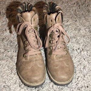 WHITE MOUNTAIN CLIFFS BOOTIES